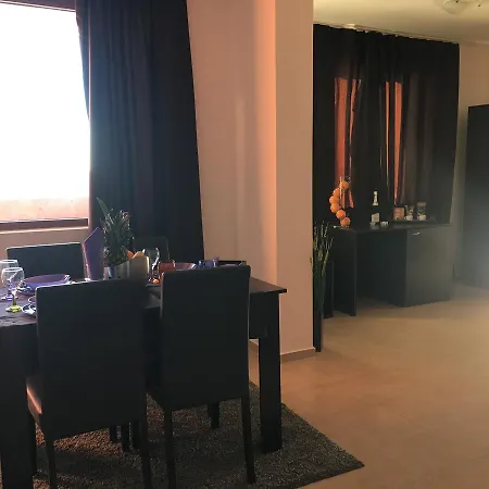 Premium Suites Apartmanhotel